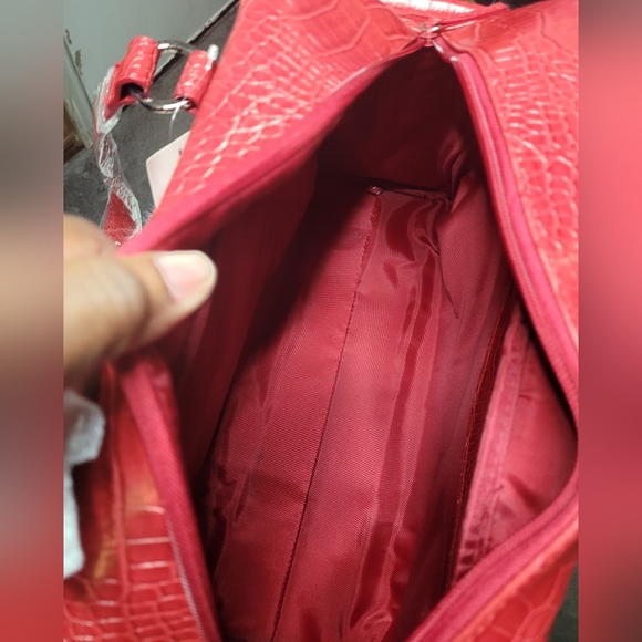 NWOT overnight bag - Picture 2 of 12